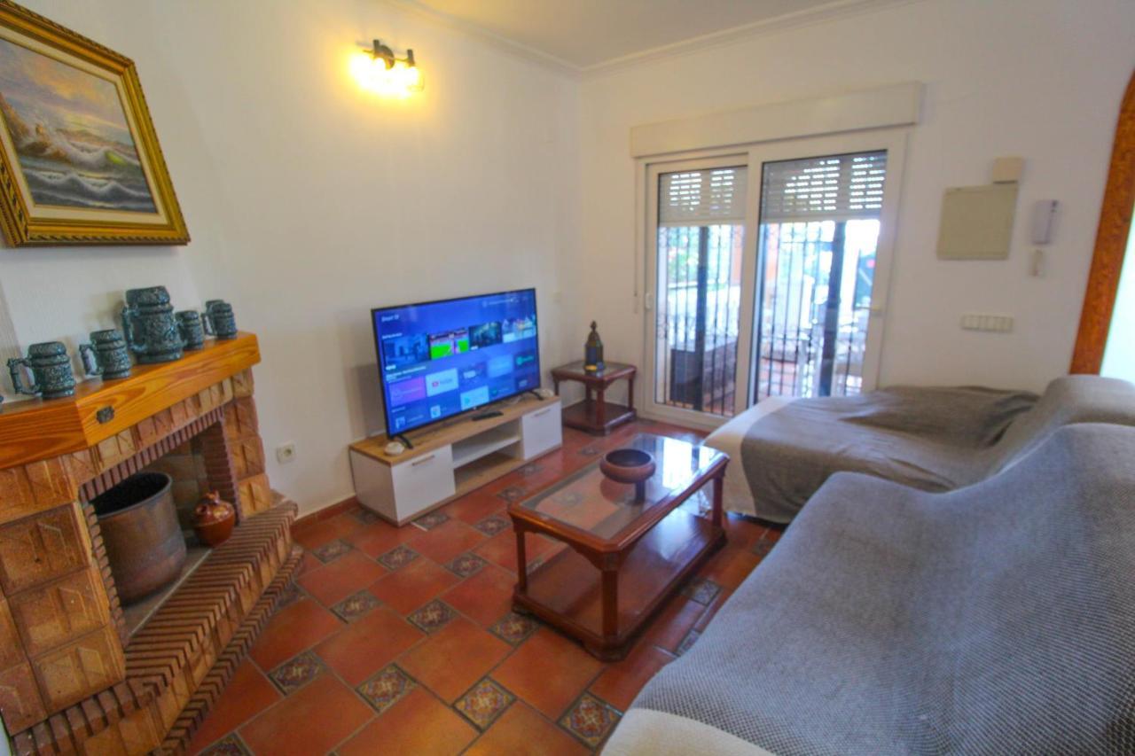 Great Villa, Sea Views, 20 Secs Walk To The Beach, Bbq, 9 People, 5 Mins Car From Alicante City Center, Sailing Club 3 Mins Walk エクステリア 写真
