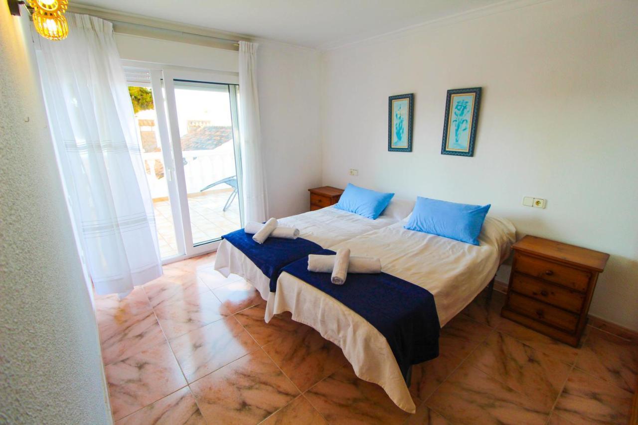 Great Villa, Sea Views, 20 Secs Walk To The Beach, Bbq, 9 People, 5 Mins Car From Alicante City Center, Sailing Club 3 Mins Walk エクステリア 写真