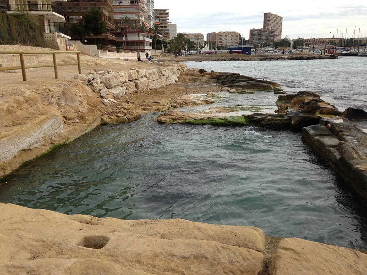 Great Villa, Sea Views, 20 Secs Walk To The Beach, Bbq, 9 People, 5 Mins Car From Alicante City Center, Sailing Club 3 Mins Walk エクステリア 写真